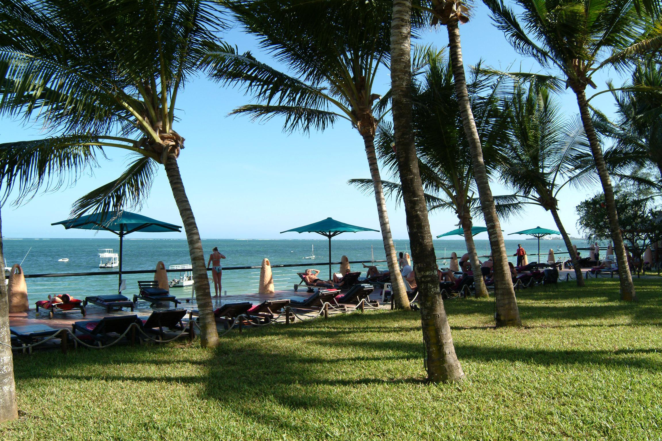 Bamburi Beach Hotel Exteriör bild