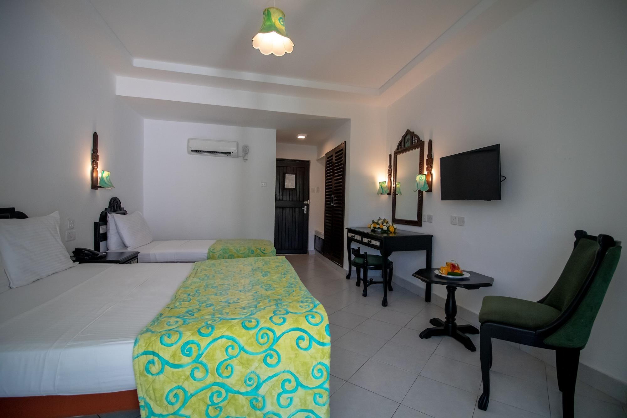 Bamburi Beach Hotel Exteriör bild